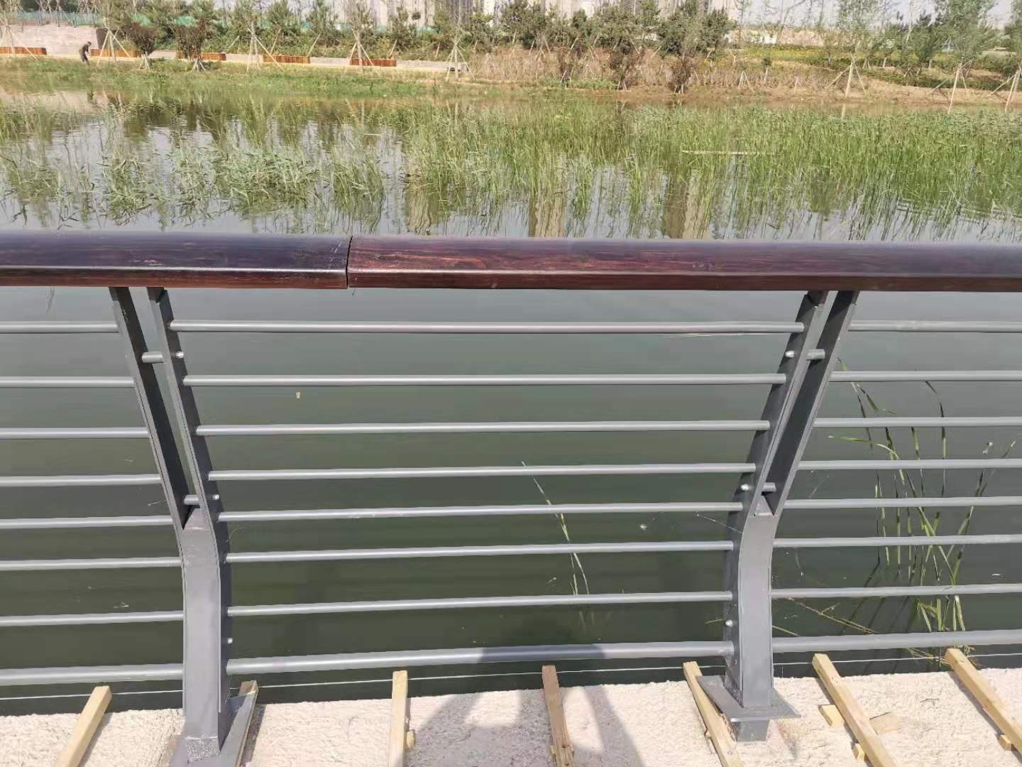 南通市桥梁防撞护栏桥梁护栏 - 排名